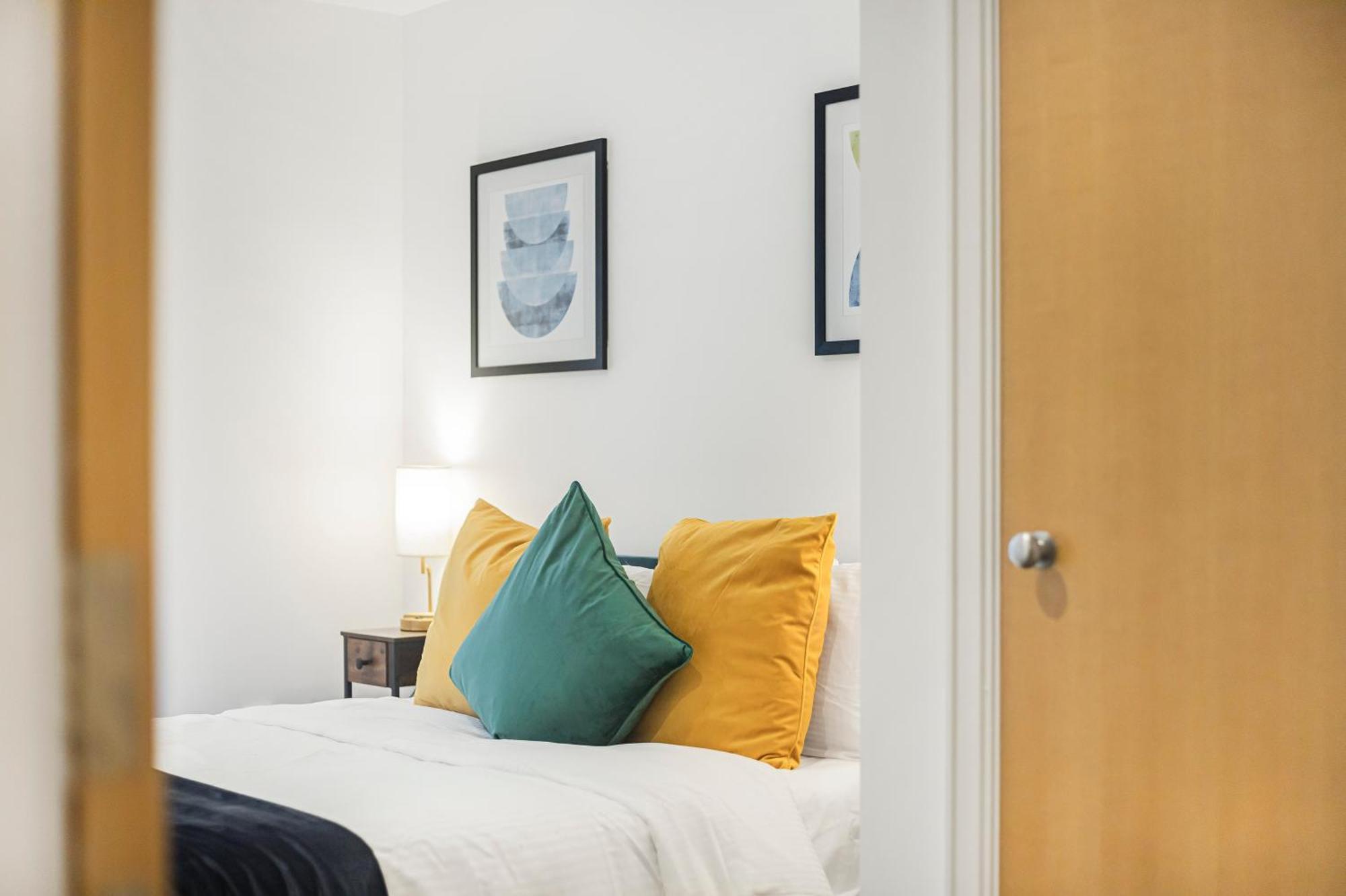 Athera - Hoxton Square 2 Bed, 2 Bath Entire Private Apartment ลอนดอน ภายนอก รูปภาพ