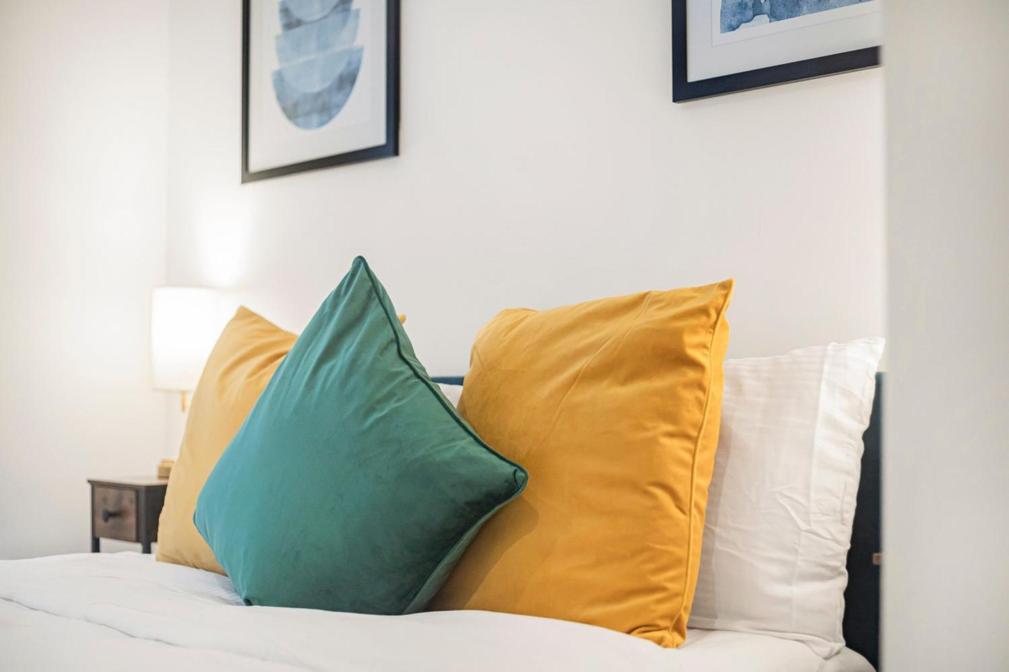Athera - Hoxton Square 2 Bed, 2 Bath Entire Private Apartment ลอนดอน ภายนอก รูปภาพ